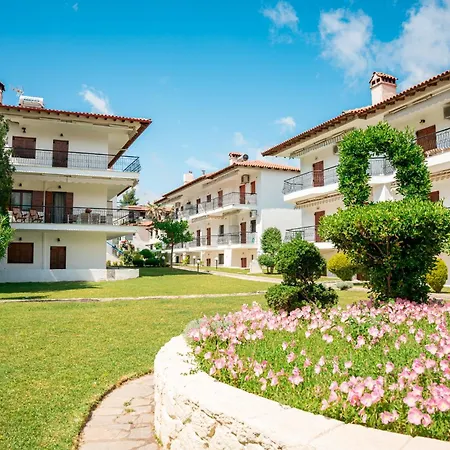 Nárciso, Elegant Living