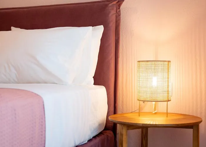 Nárciso, Elegant Living Apartamento Siviri